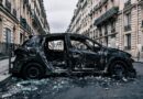 Une épave dans la rue : un véhicule oublié qui peut vous coûter très cher Une épave dans la rue : un véhicule oublié qui peut vous coûter très cher
