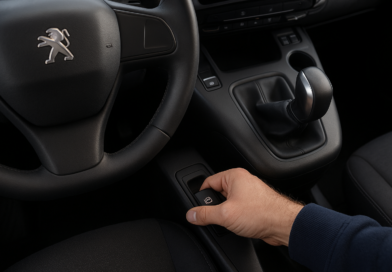 Comment enlever le frein à main électrique sans batterie Peugeot